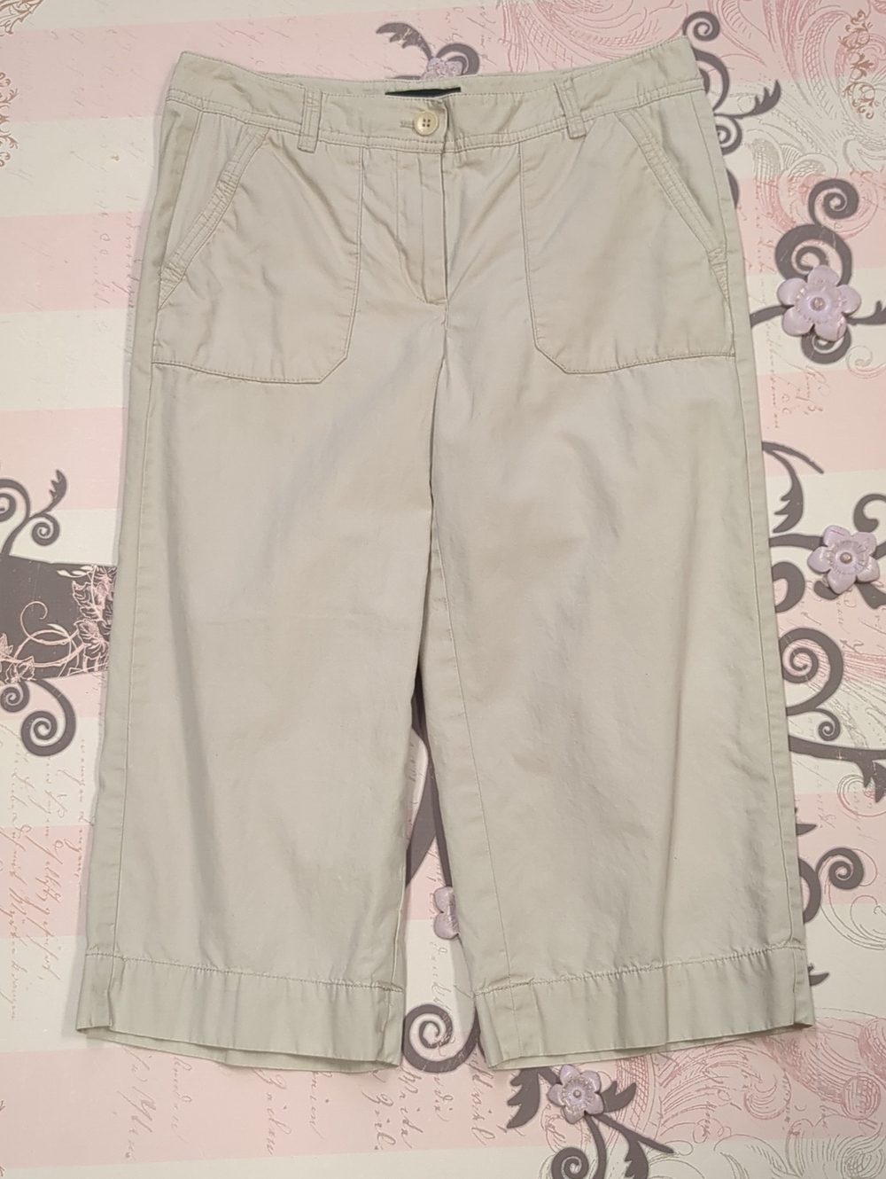 Talbots Light Beige Crop Capris